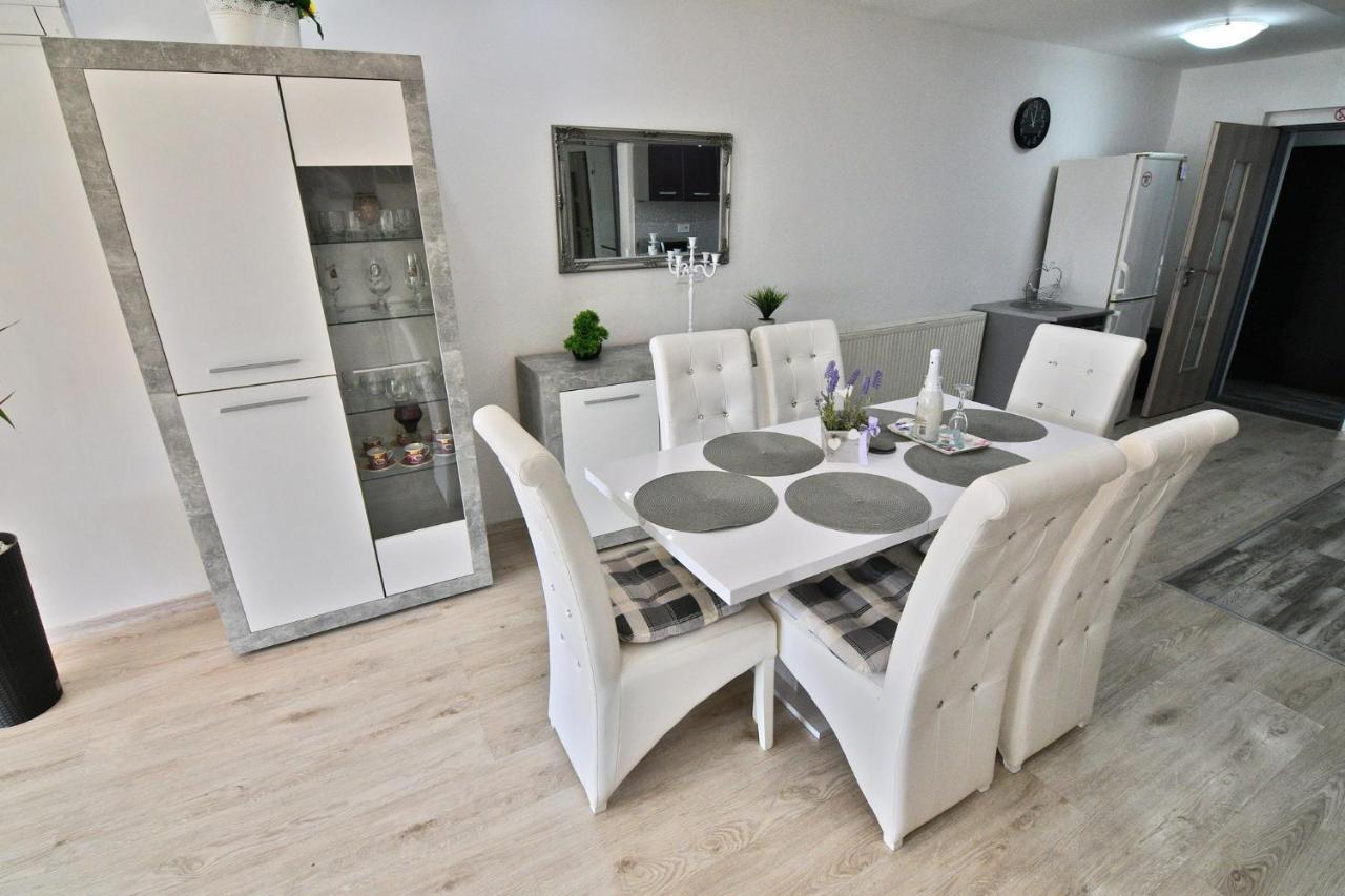 Apartman Zemplinska Sirava Timea Kaluza Exterior photo